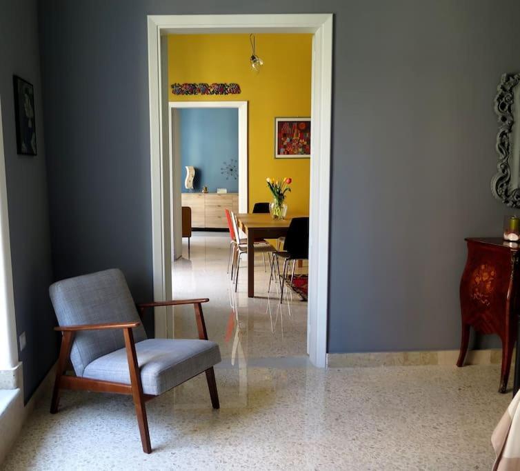 Stesicoro-Duomo Elegante Appartamento In Centro คาตาเนีย ภายนอก รูปภาพ